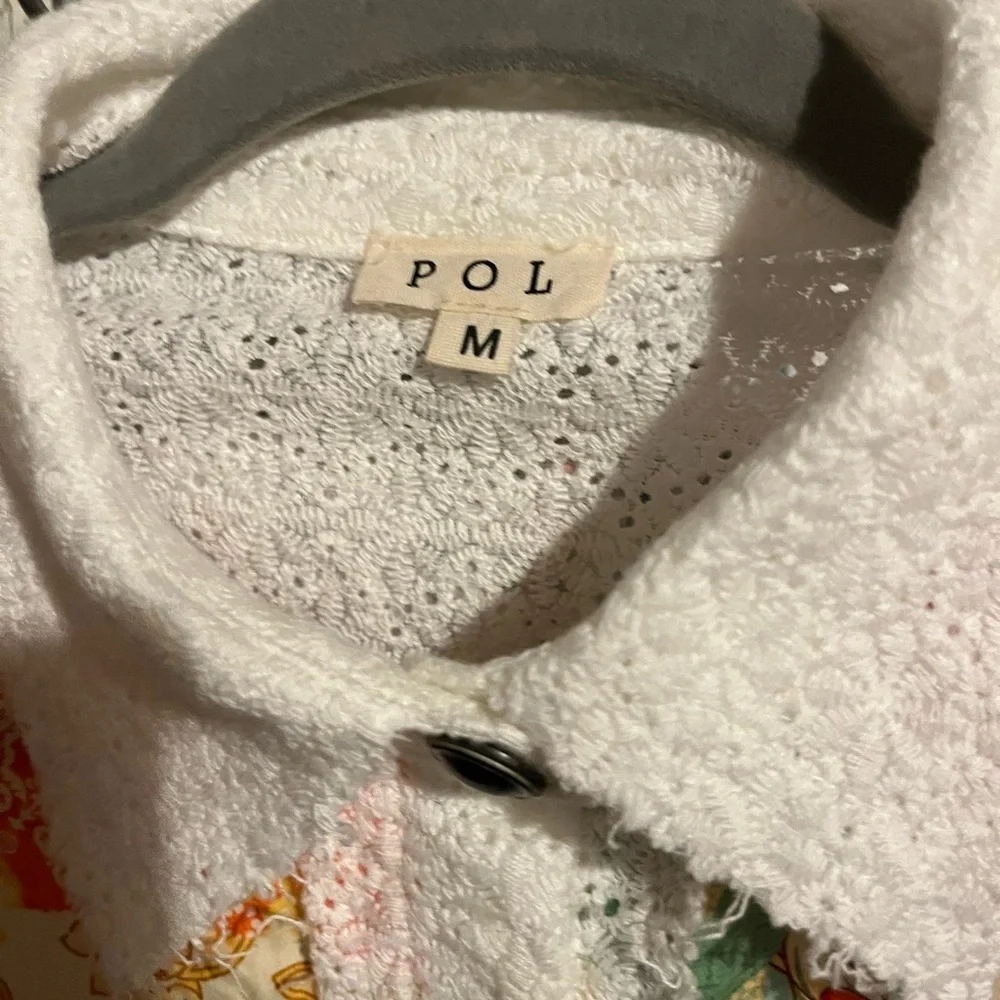 POL Textured White Eyelet Lace Patchwork Button-Up Shirt - Picture 4 of 7